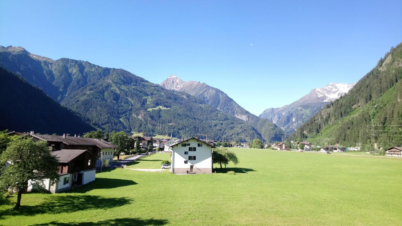 Landhaus Eberler Mayrhofen Exterior foto