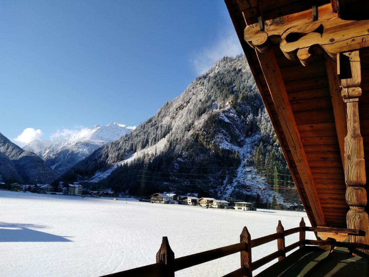 Landhaus Eberler Mayrhofen Exterior foto